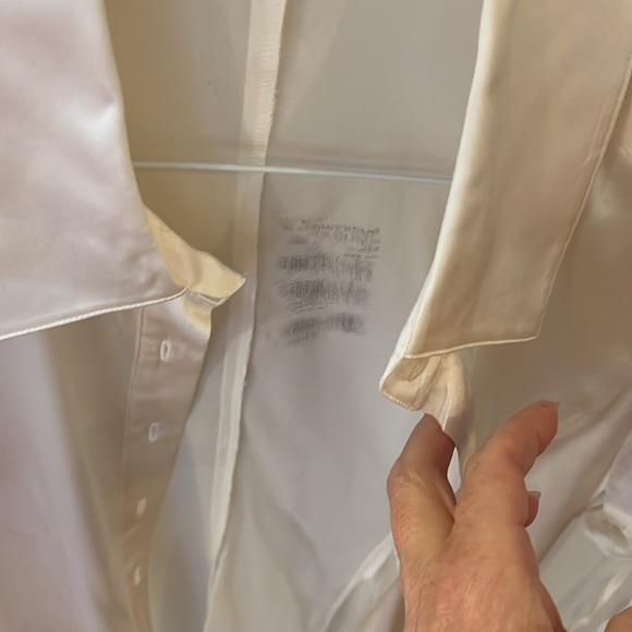 Bebe Silk Blouse - Picture 6 of 10